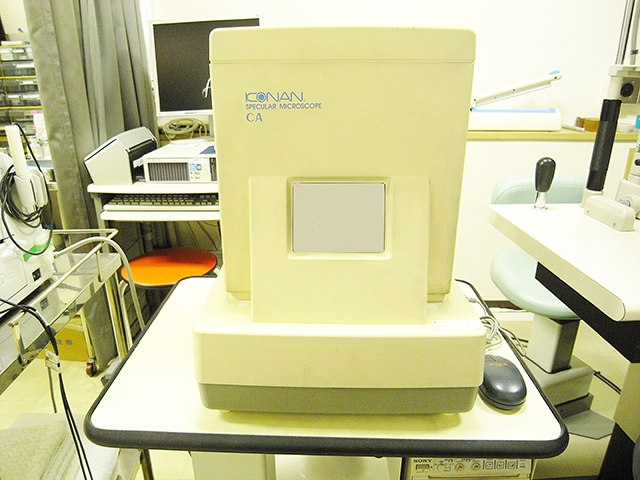 角膜内皮細胞検査装置